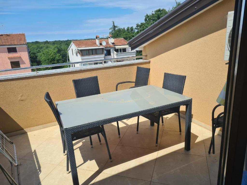 Villa Patricija-Apartmani بوريتش المظهر الخارجي الصورة